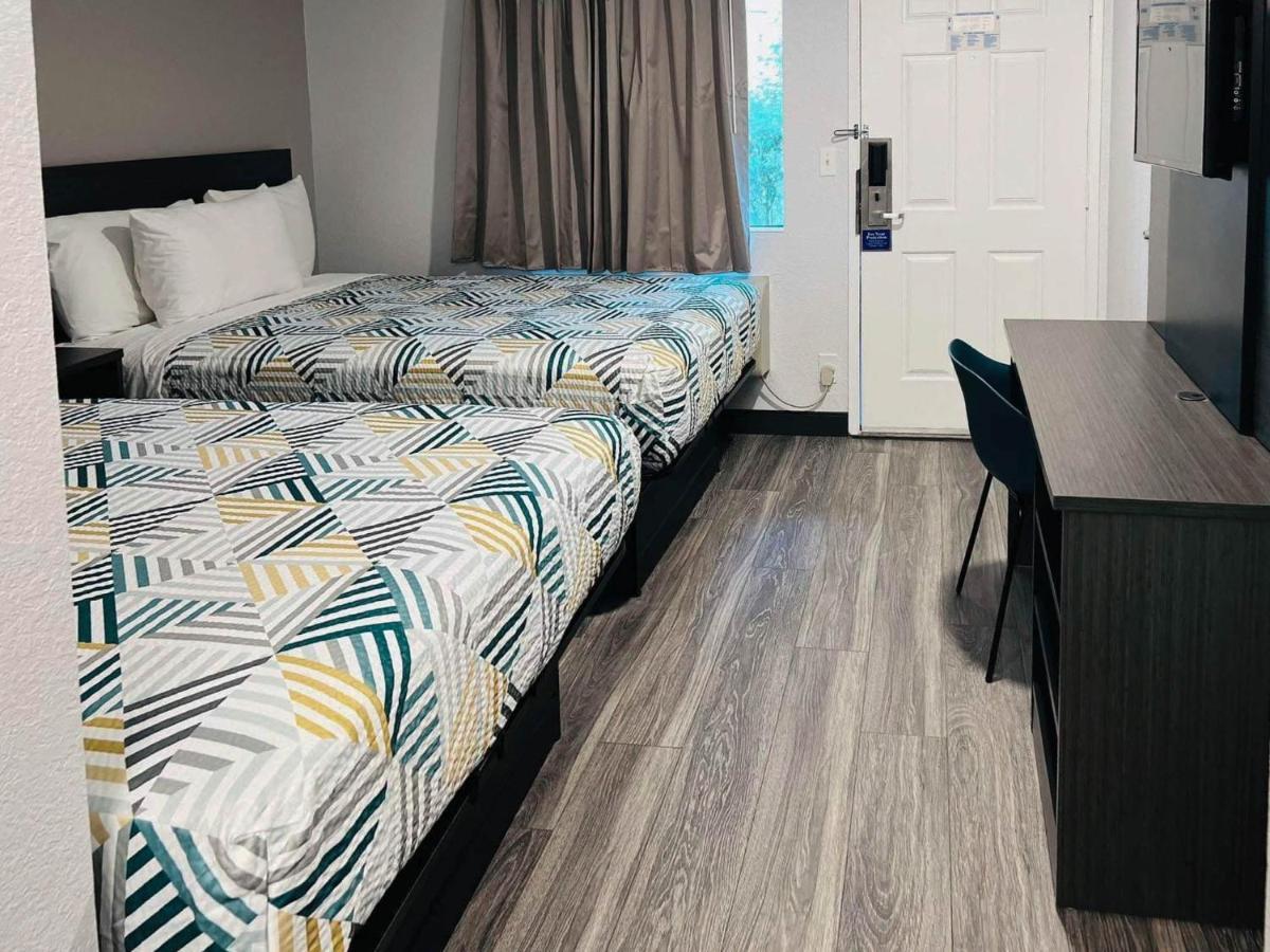 Motel 6-Marina, Ca - Monterey 외부 사진