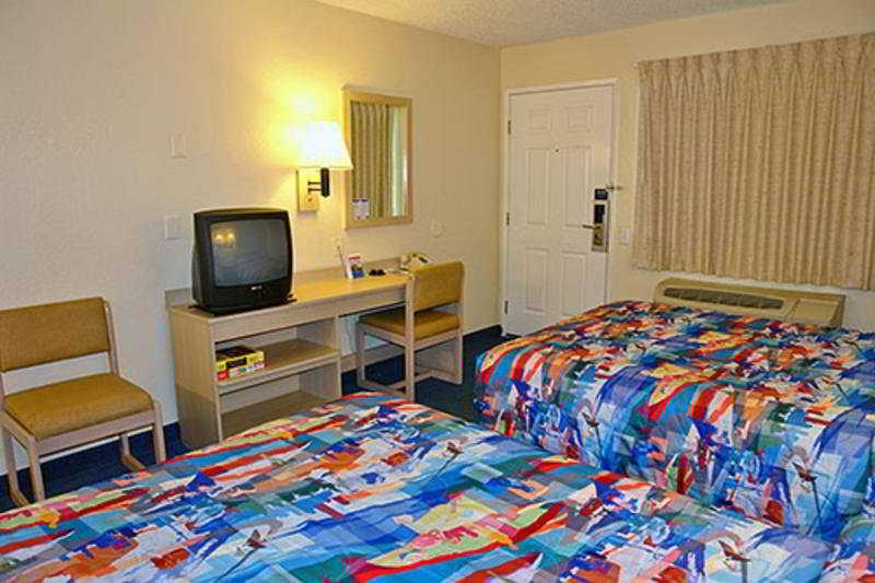 Motel 6-Marina, Ca - Monterey 외부 사진